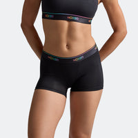 Dayana wears a size S