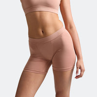 Maya wears a size S