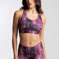 Dayana wears a size S