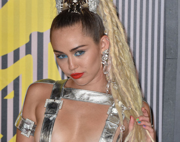 You’ve Probably Never Heard Lesbian Sex Described The Way Miley Is Describing It