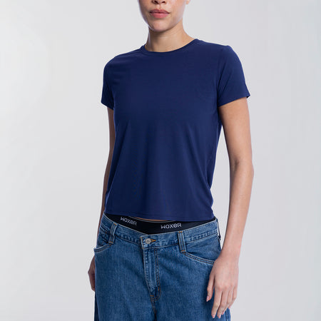 Sam wears a size S