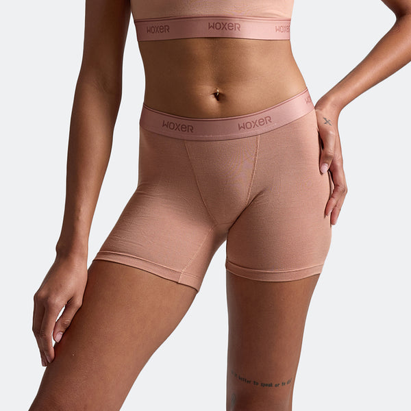 Alena wears a size S