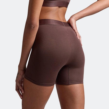 Alena wears a size S