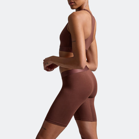 Alena wears a size S