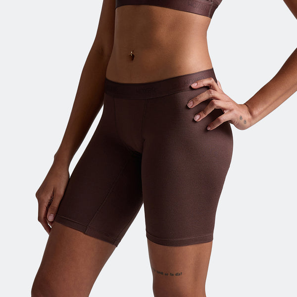 Alena wears a size S