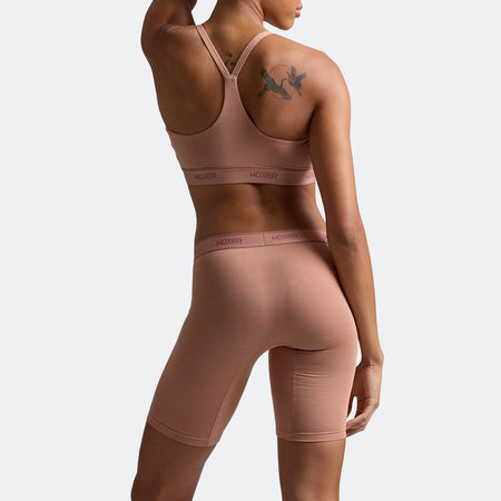 Alena wears a size S