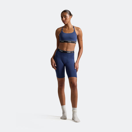 Alena wears a size S