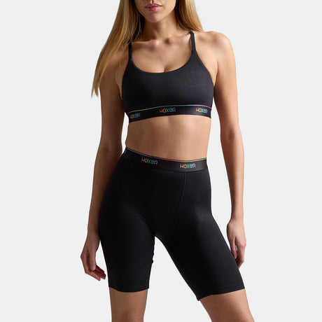 Sam wears a size M