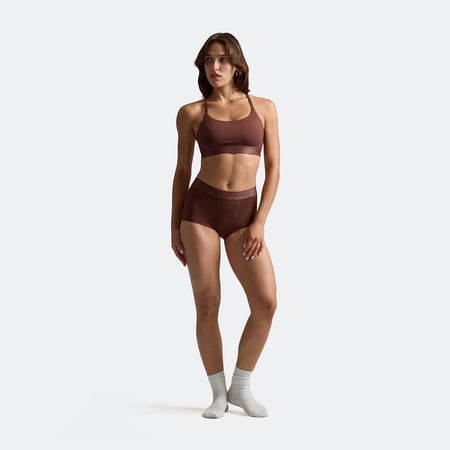 Dayana wears a size S
