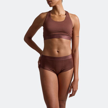 Alena wears a size S