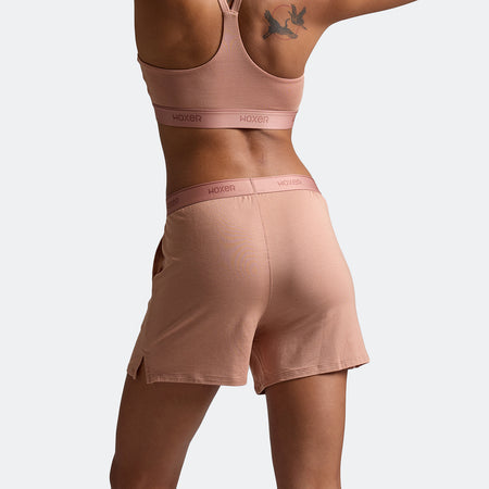 Alena wears a size S