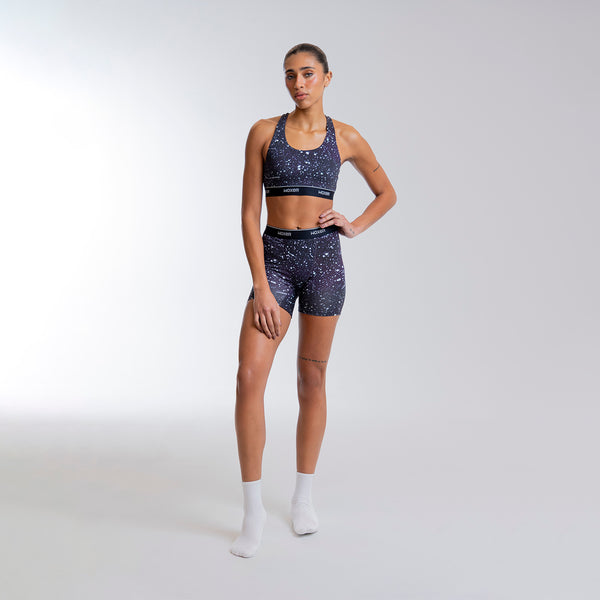 Alena wears a size S