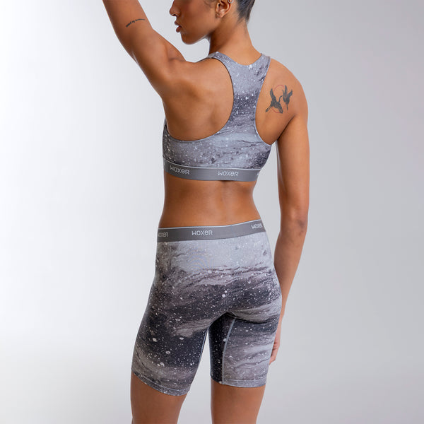 Alena wears a size S