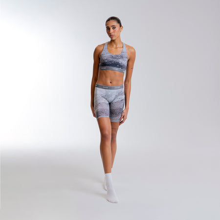 Alena wears a size S