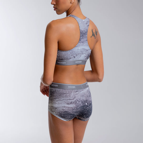 Alena wears a size S