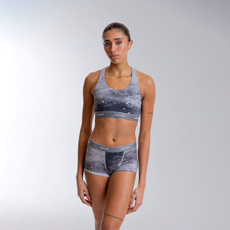 Alena wears a size S