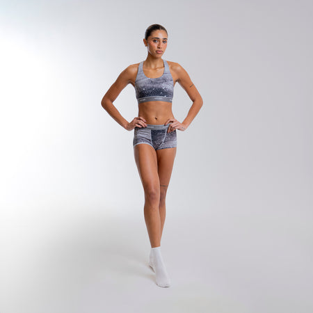 Alena wears a size S