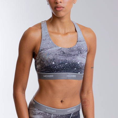 Alena wears a size S