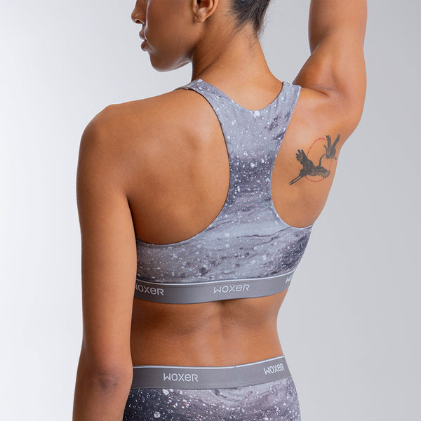 Alena wears a size S