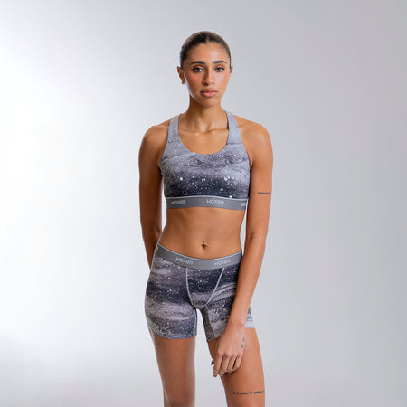 Alena wears a size S