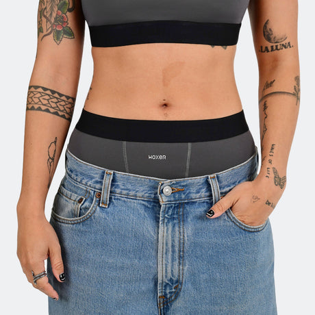 Tay wears a size M