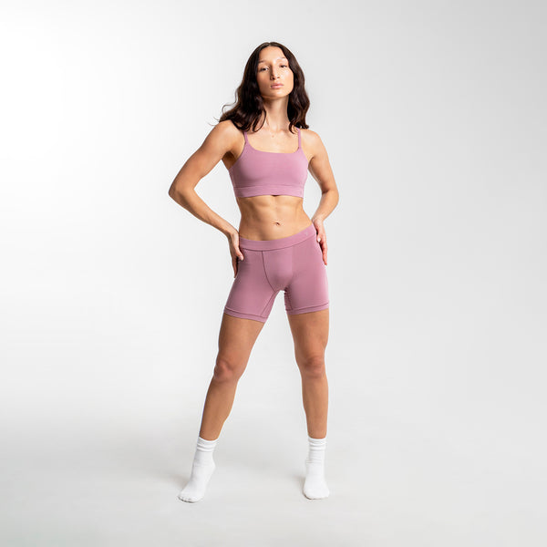 Alexia wears a size S