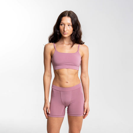 Alexia wears a size S