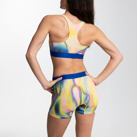 Alexia wears a size S