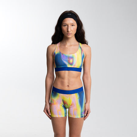 Alexia wears a size S