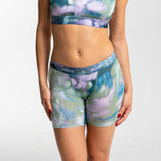 Dayana wears a size S