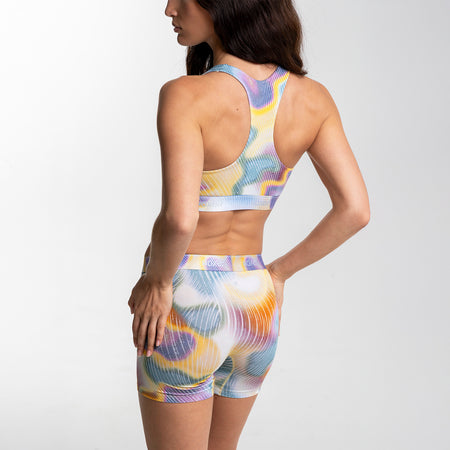 Alexia wears a size S