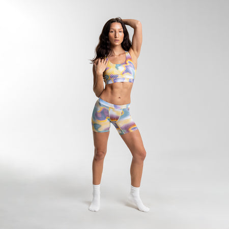 Alexia wears a size S