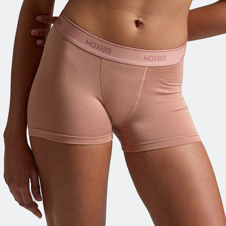 Alena wears a size S