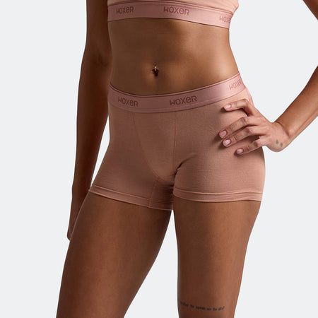 Alena wears a size S