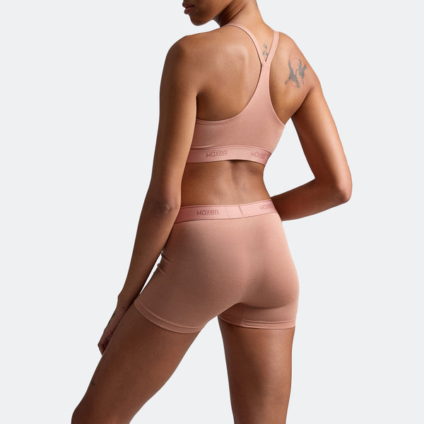 Alena wears a size S