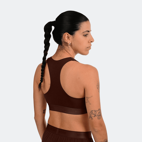 Darlyn wears a size S