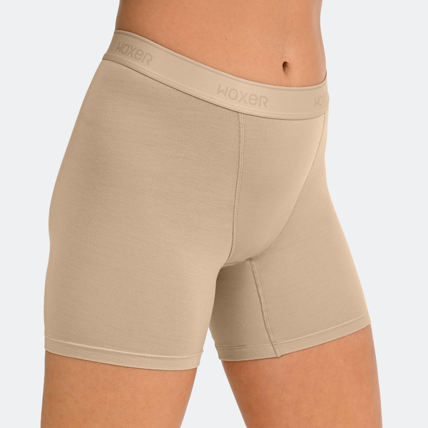 Cameron wears a size M