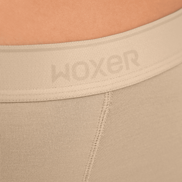 Cameron wears a size M