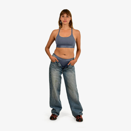 Emma wears a size M