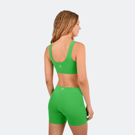 Angelica wears a size S