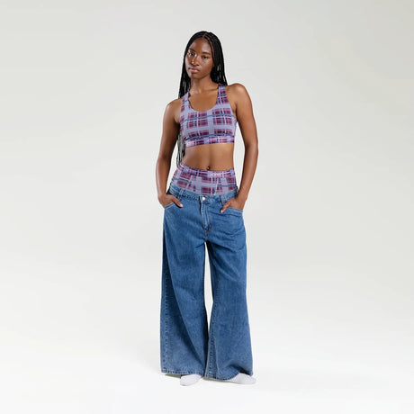Maelyn wears a size S