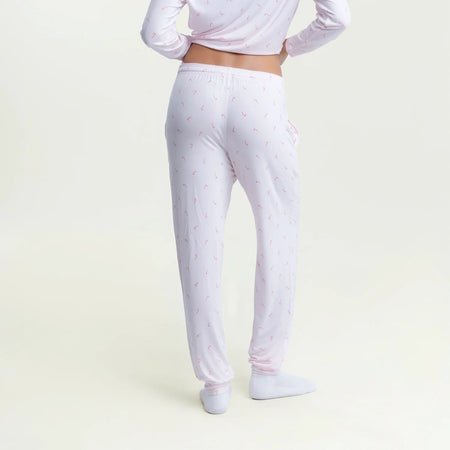 Dayana wears a size S