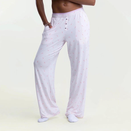 Angel wears a size S