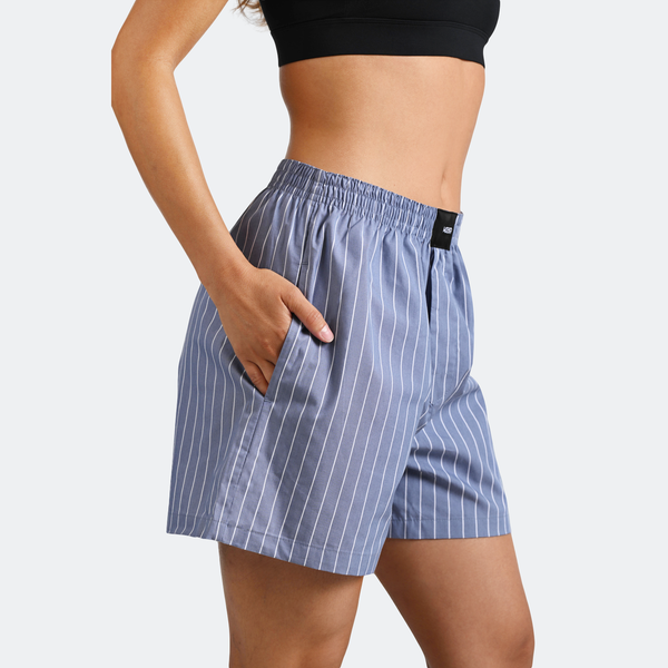 Dayana wears a size S