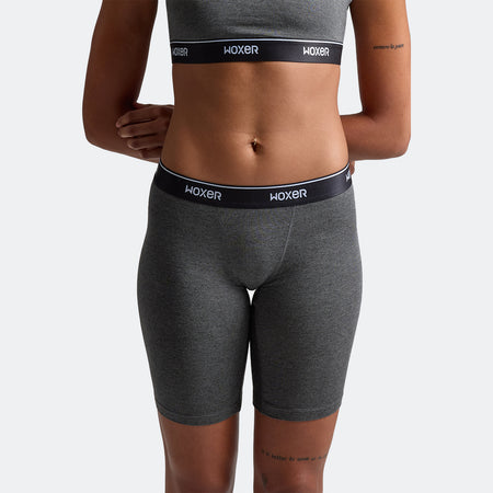 Alena wears a size S