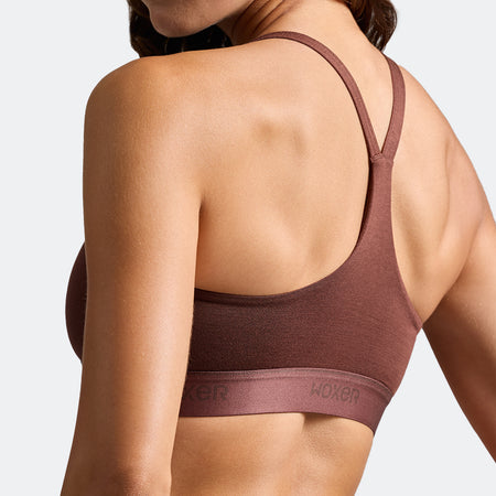 Dayana wears a size S