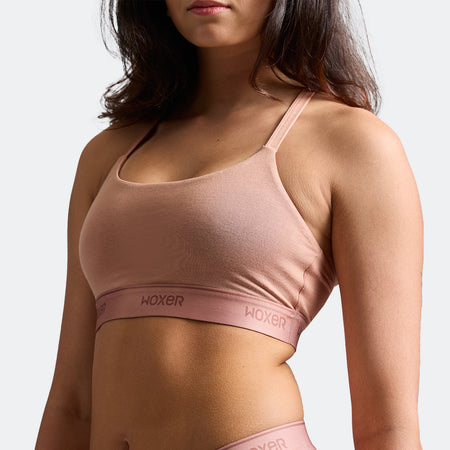 Maya wears a size S