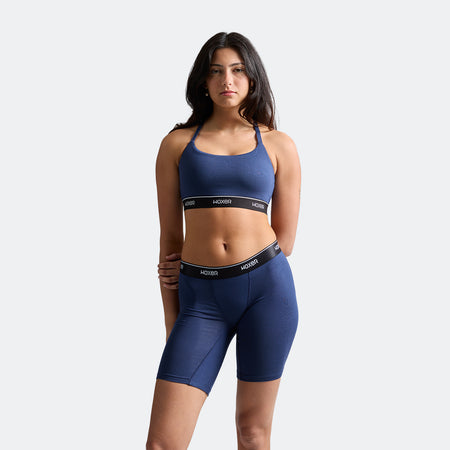 Maya wear a size S