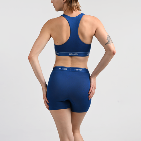 Kaytie wears a size S