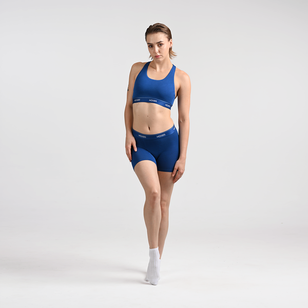 Kaytie wears a size S